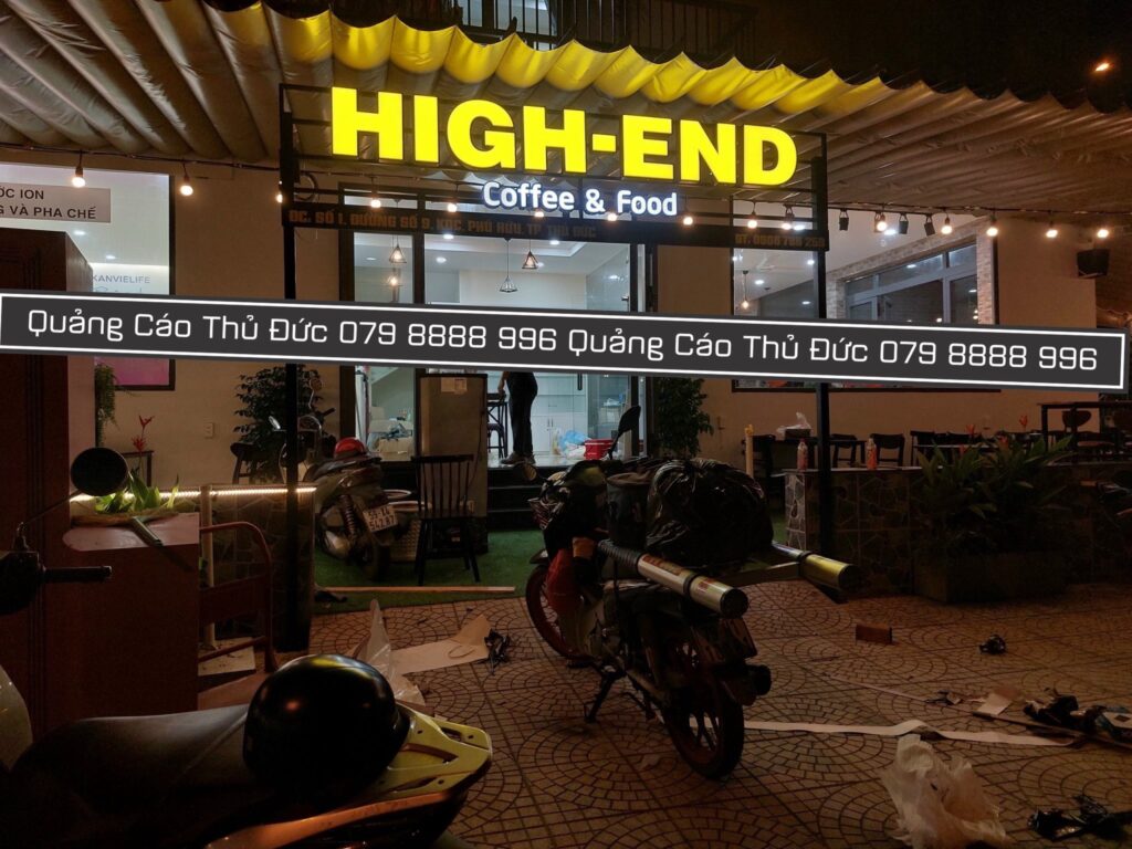 Bảng hiệu chữ nổi